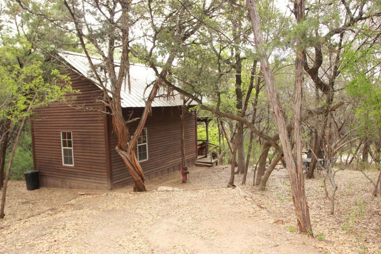 The Firehouse At Creekside Camp & Cabins Villa Marble Falls Exterior photo